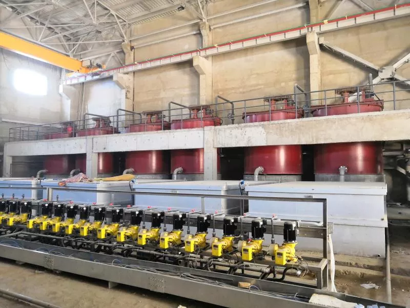 Cosa rende essenziale un serbatoio di agitazione nella moderna mining e lavorazione?